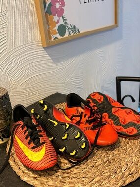Nike Orange Youth Soccer Cleats Pair